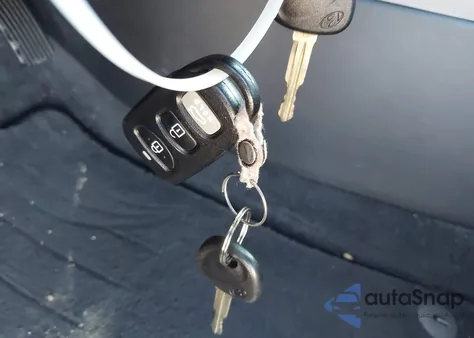 2018 Hyundai Elantra Sel z USA, uszkodzony, nr VIN 5NPD84LF6JH374618